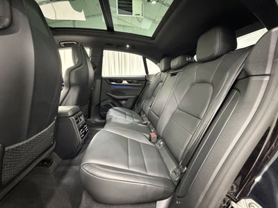 2025 Porsche Macan Electric 4