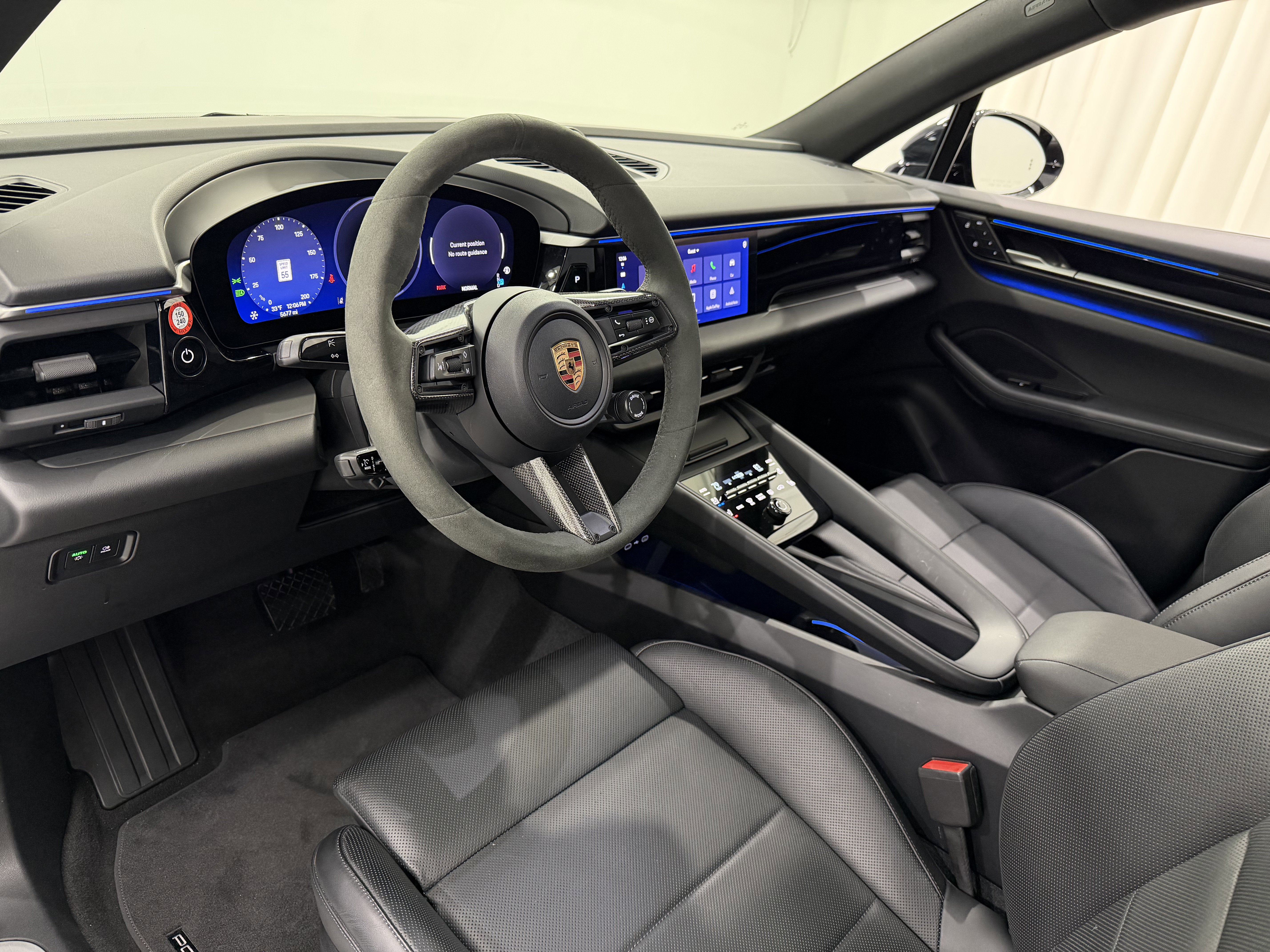 2025 Porsche Macan Electric 4
