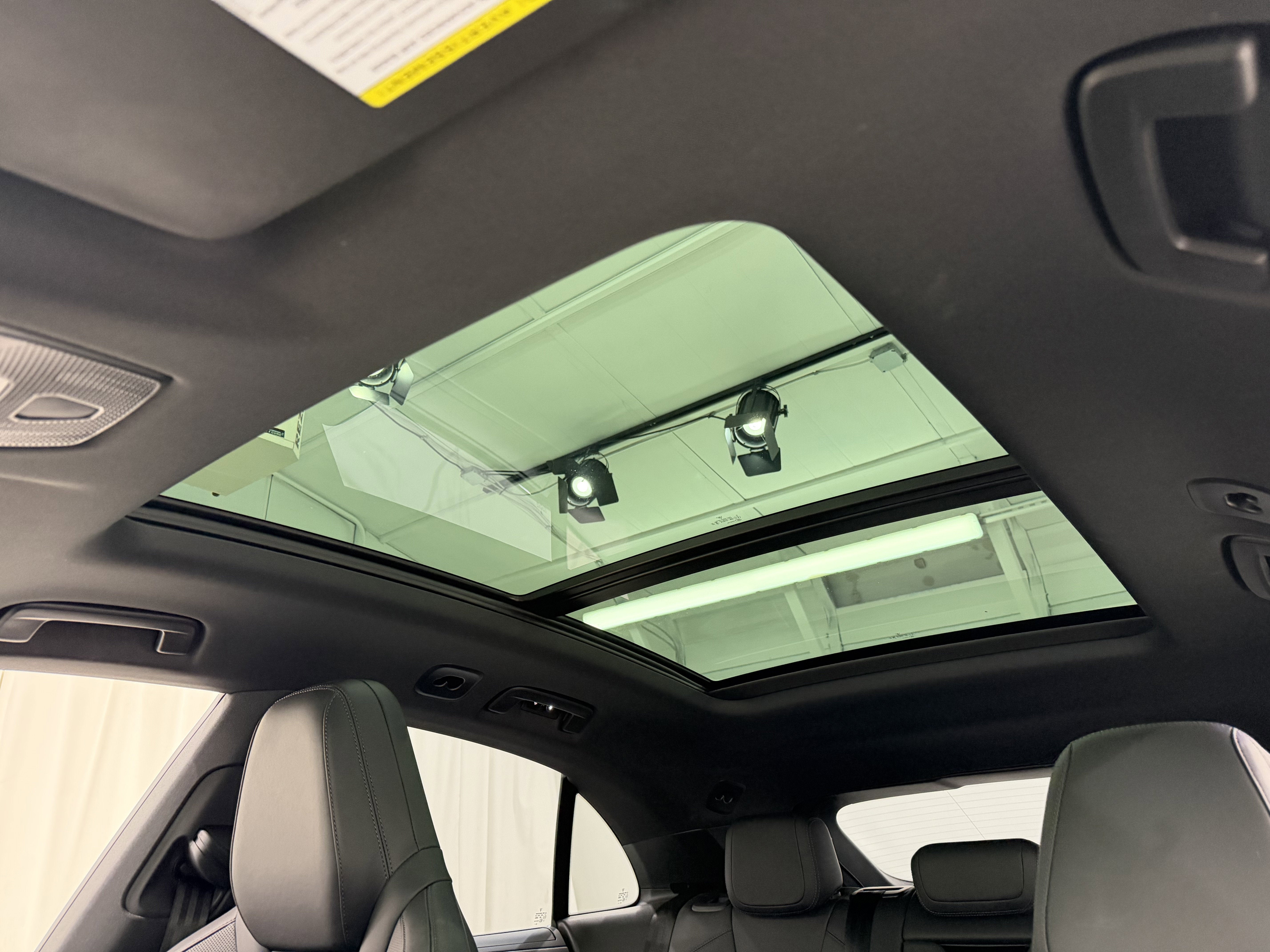 2025 Porsche Macan Electric 4