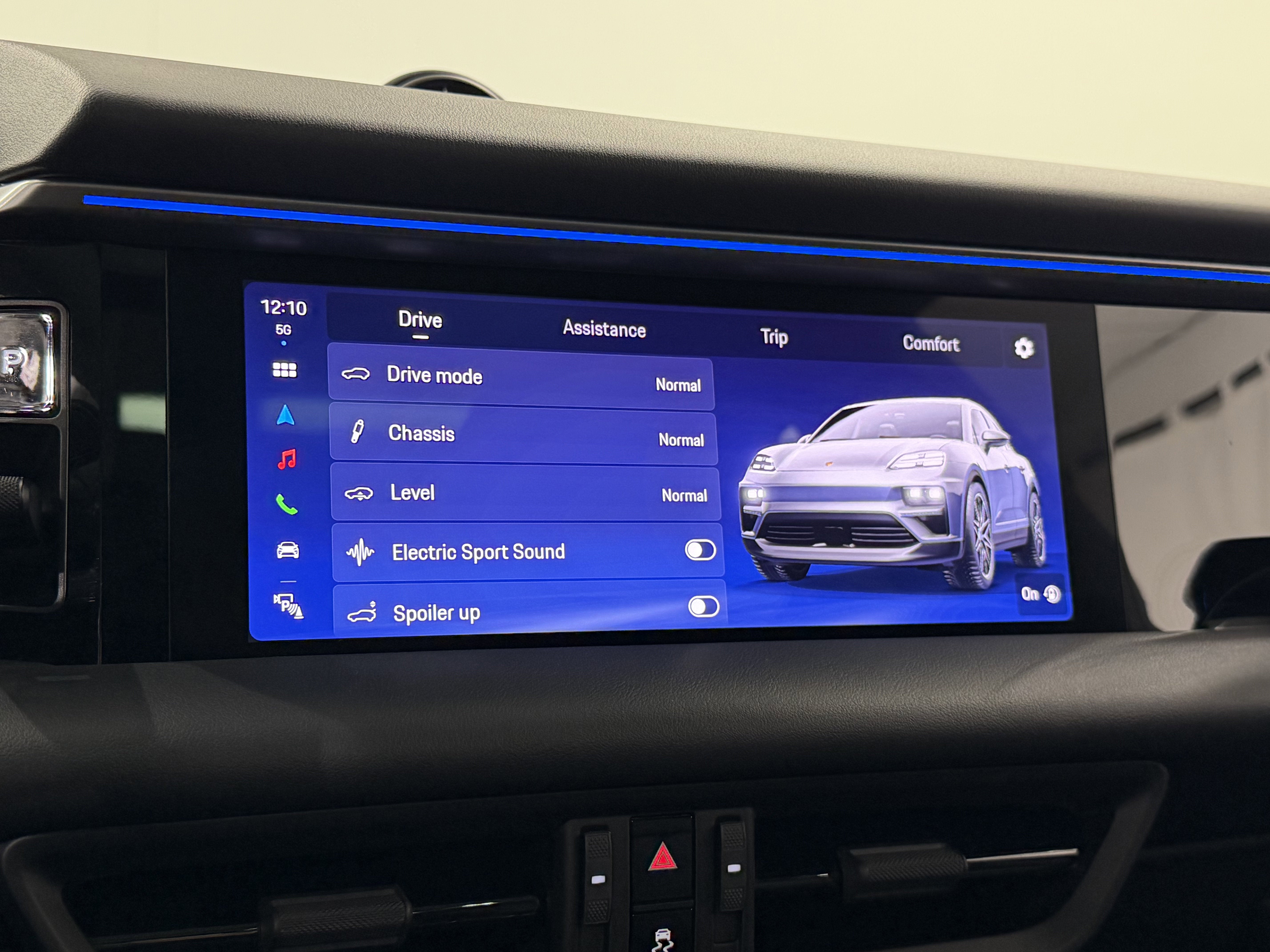 2025 Porsche Macan Electric 4