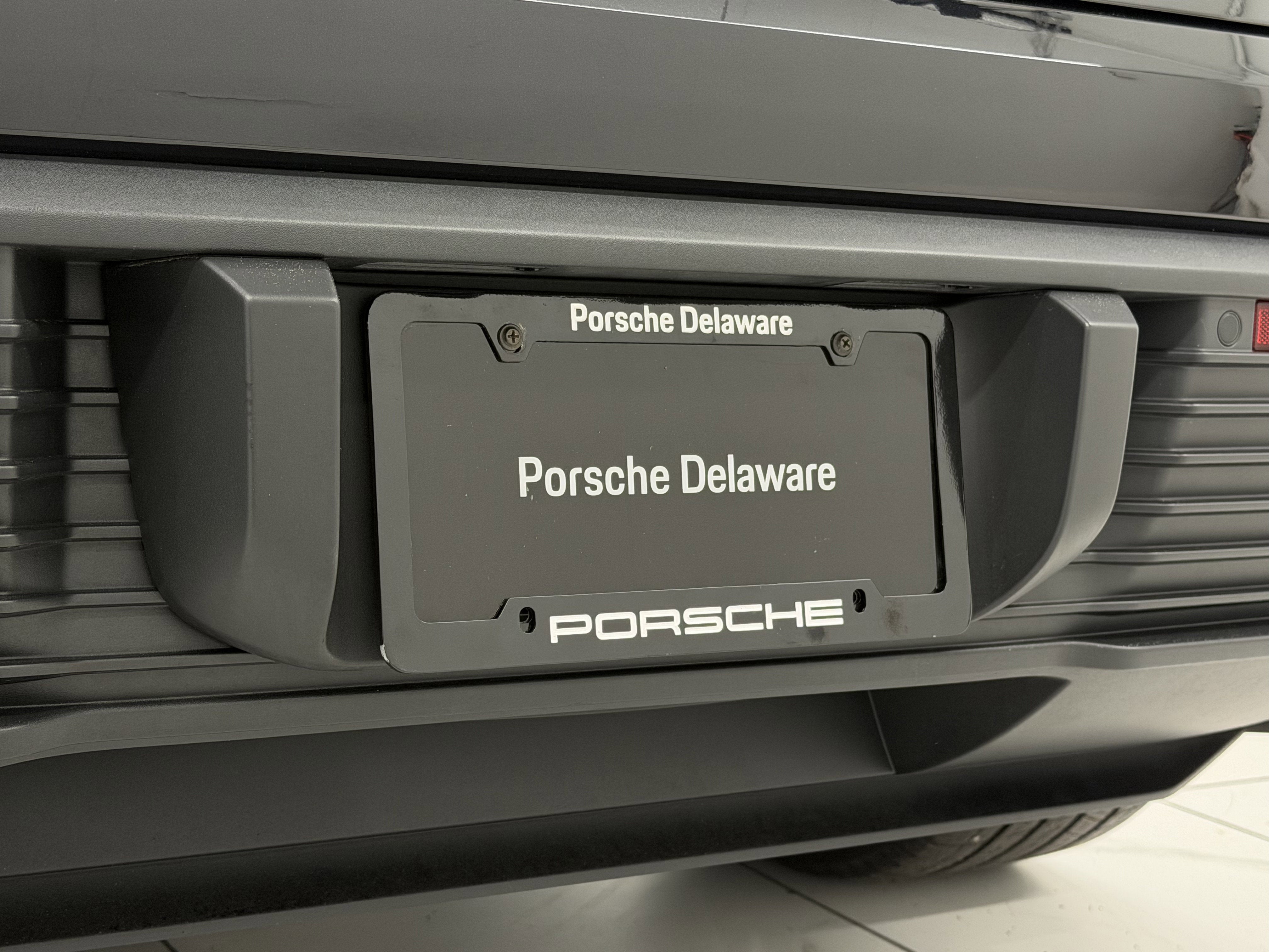 2025 Porsche Macan Electric 4