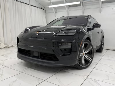 2025 Porsche Macan Electric 4