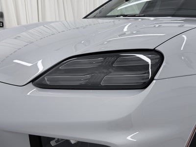 2024 Porsche Macan Electric 4