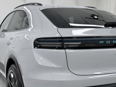 2024 Porsche Macan Electric 4