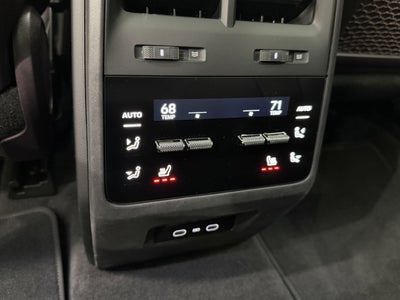 2024 Porsche Macan Electric 4