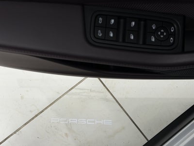 2024 Porsche Macan Electric 4