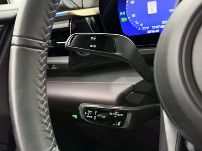 2024 Porsche Macan Electric 4