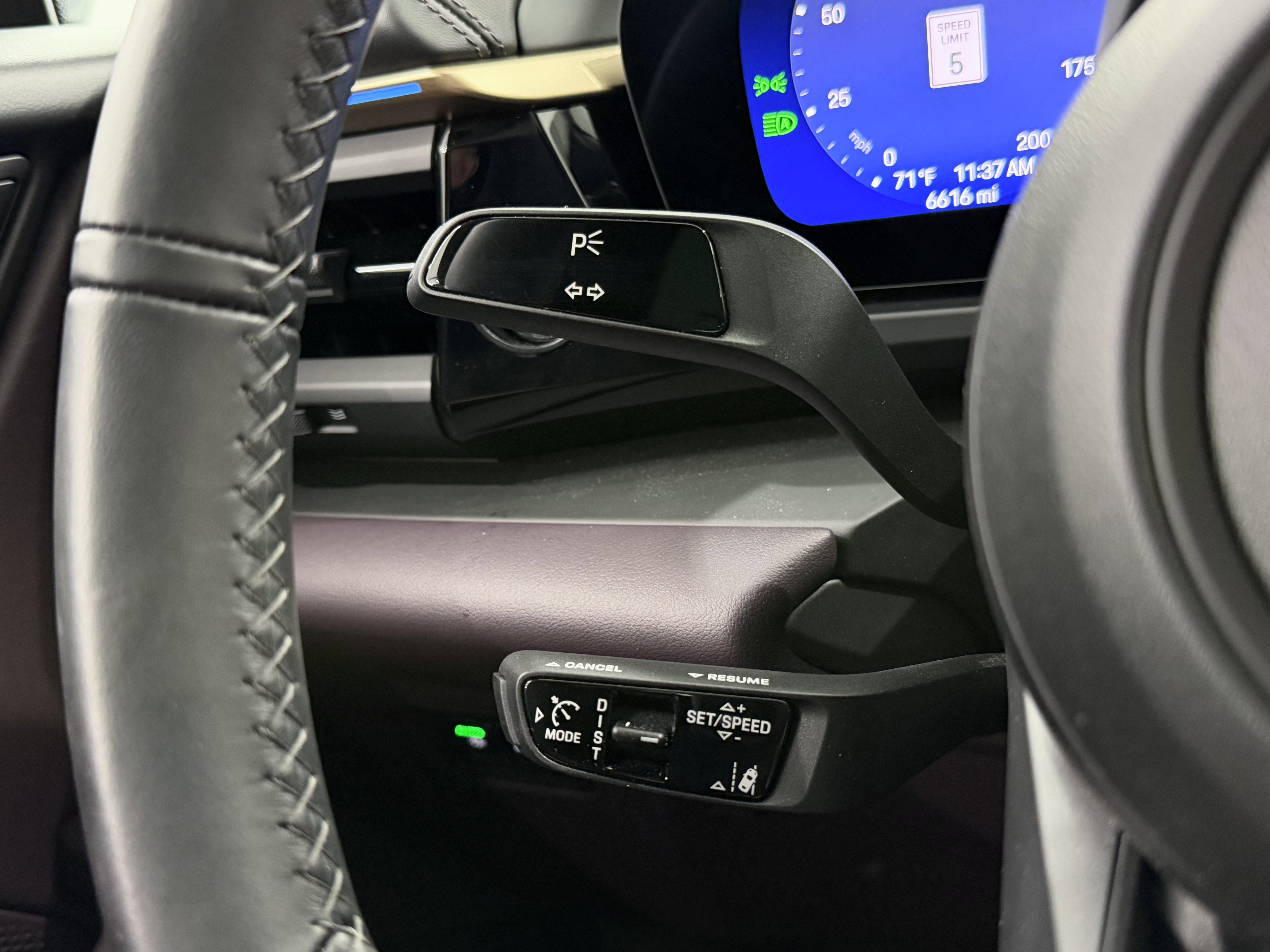2024 Porsche Macan Electric 4
