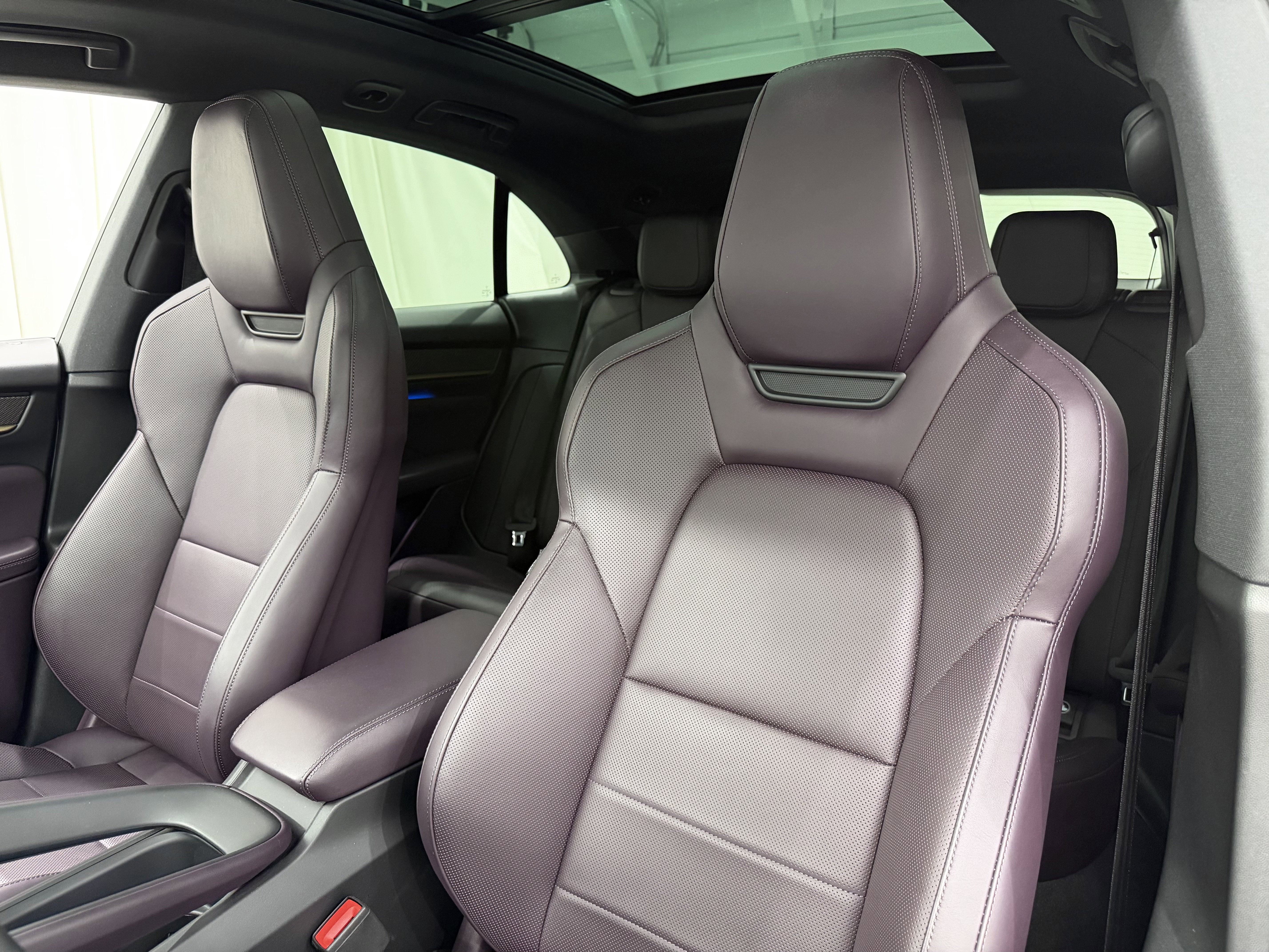 2024 Porsche Macan Electric 4
