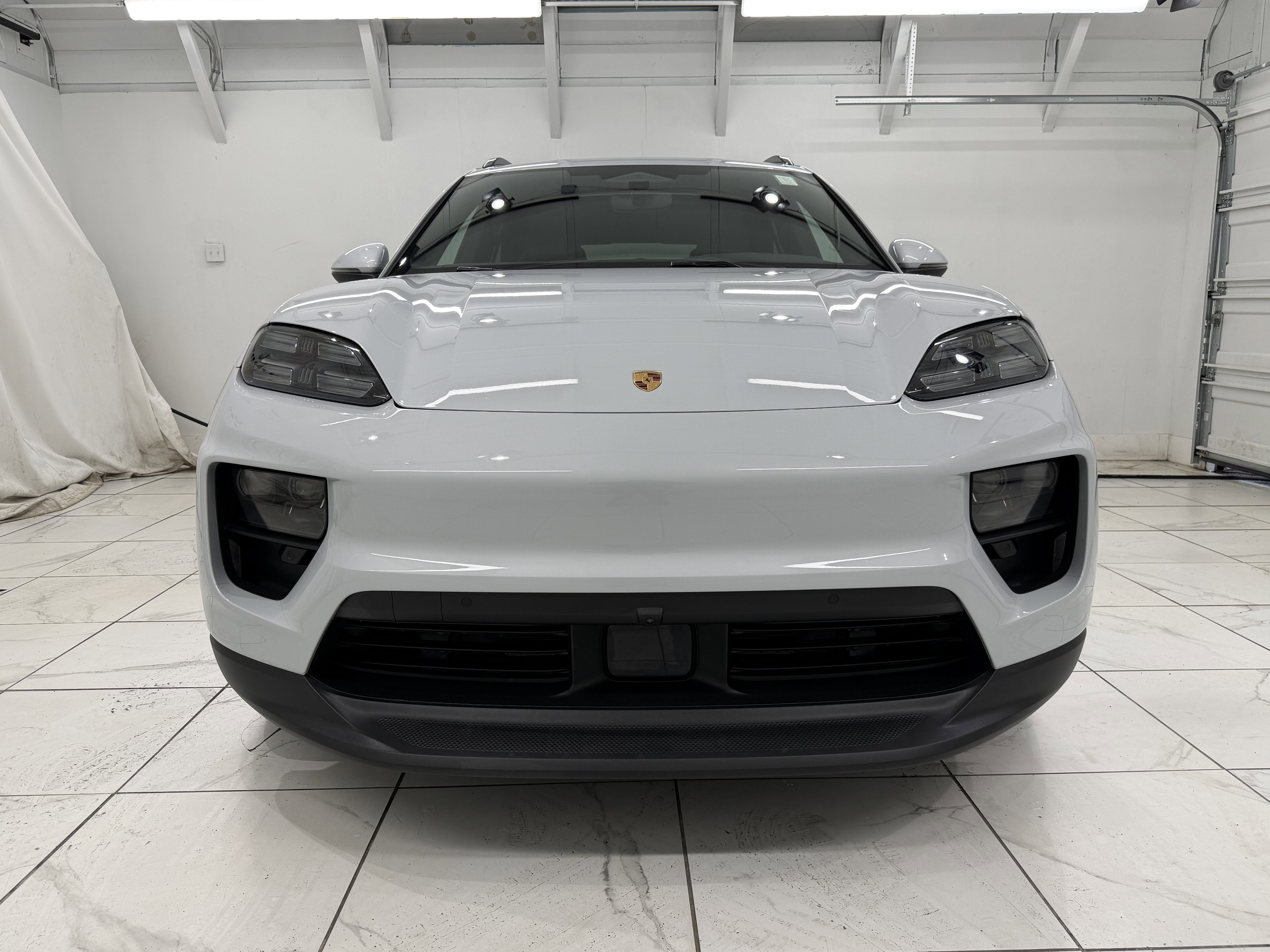 2024 Porsche Macan Electric 4