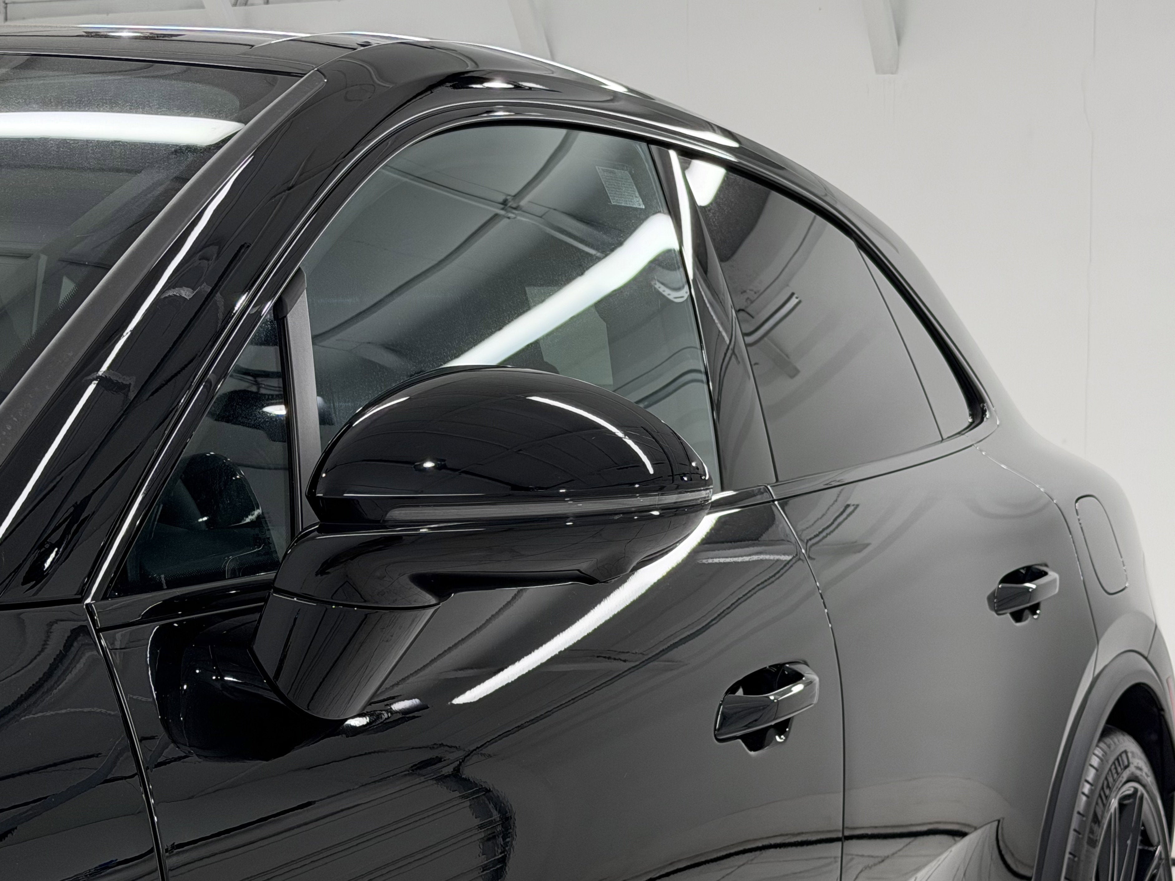 2025 Porsche Macan Electric 4S