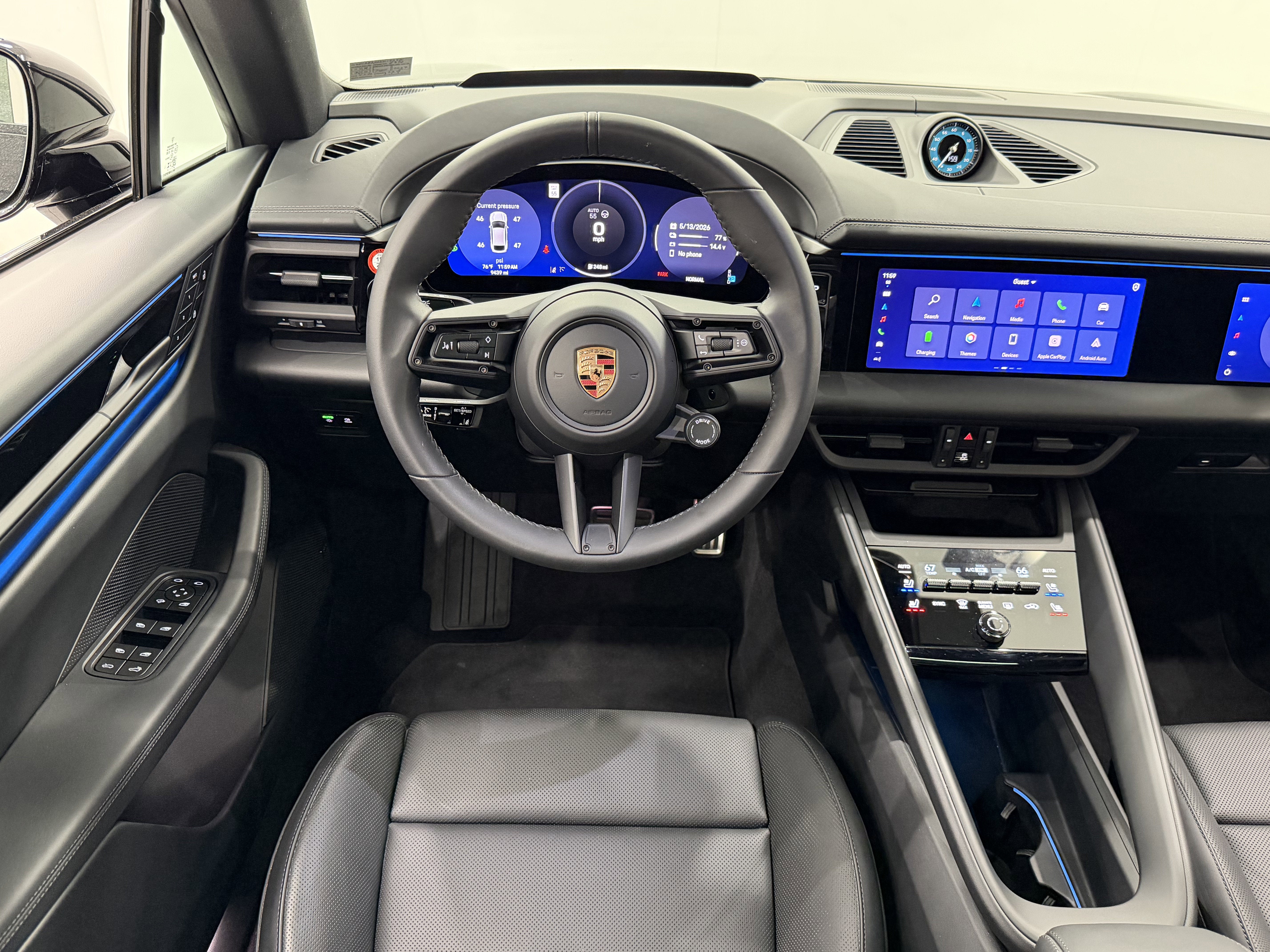2025 Porsche Macan Electric 4S