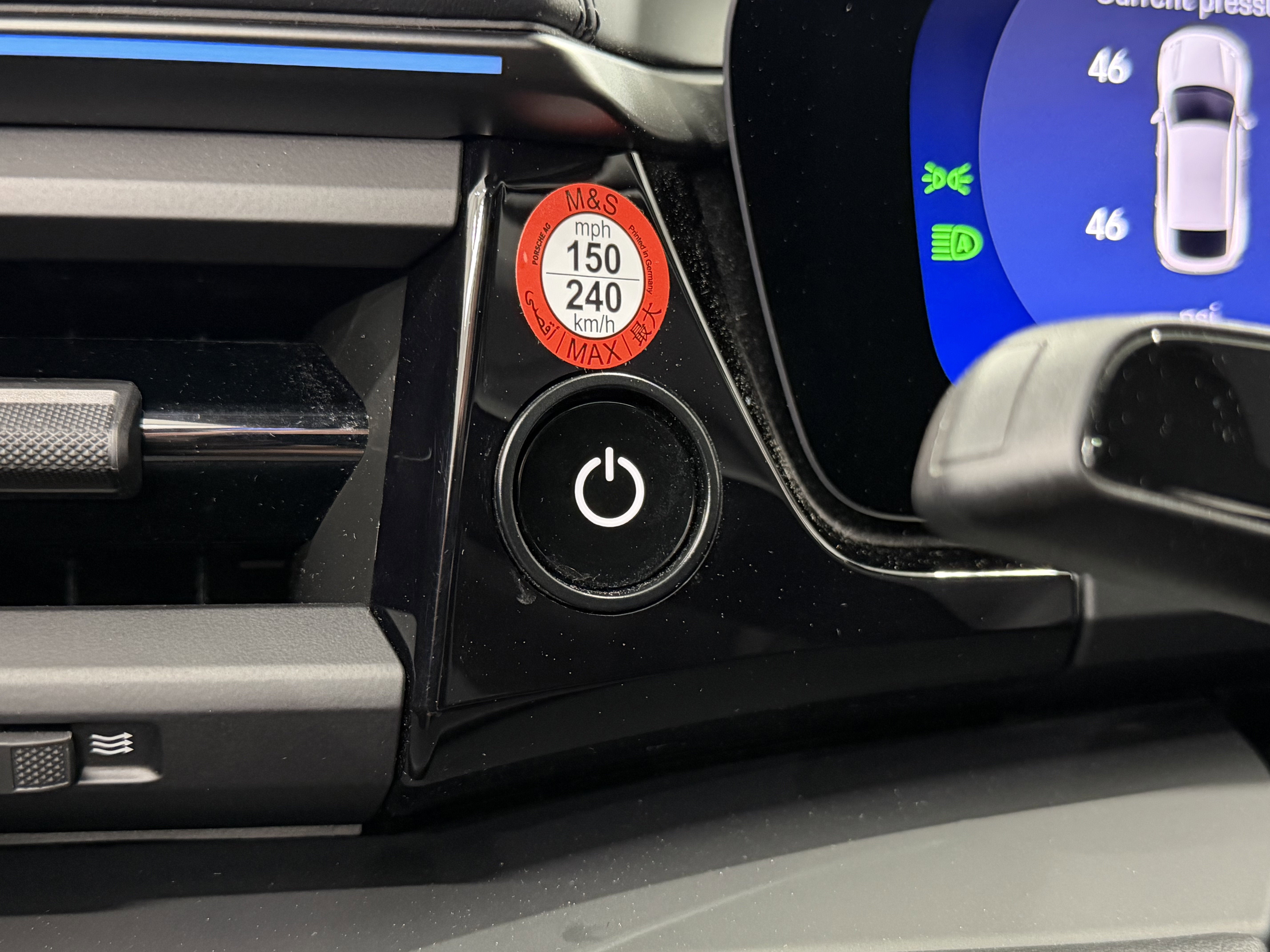2025 Porsche Macan Electric 4S