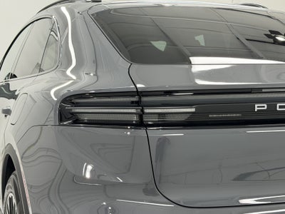2025 Porsche Macan Electric 4S