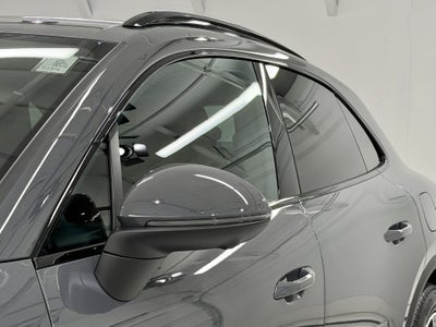 2025 Porsche Macan Electric 4S