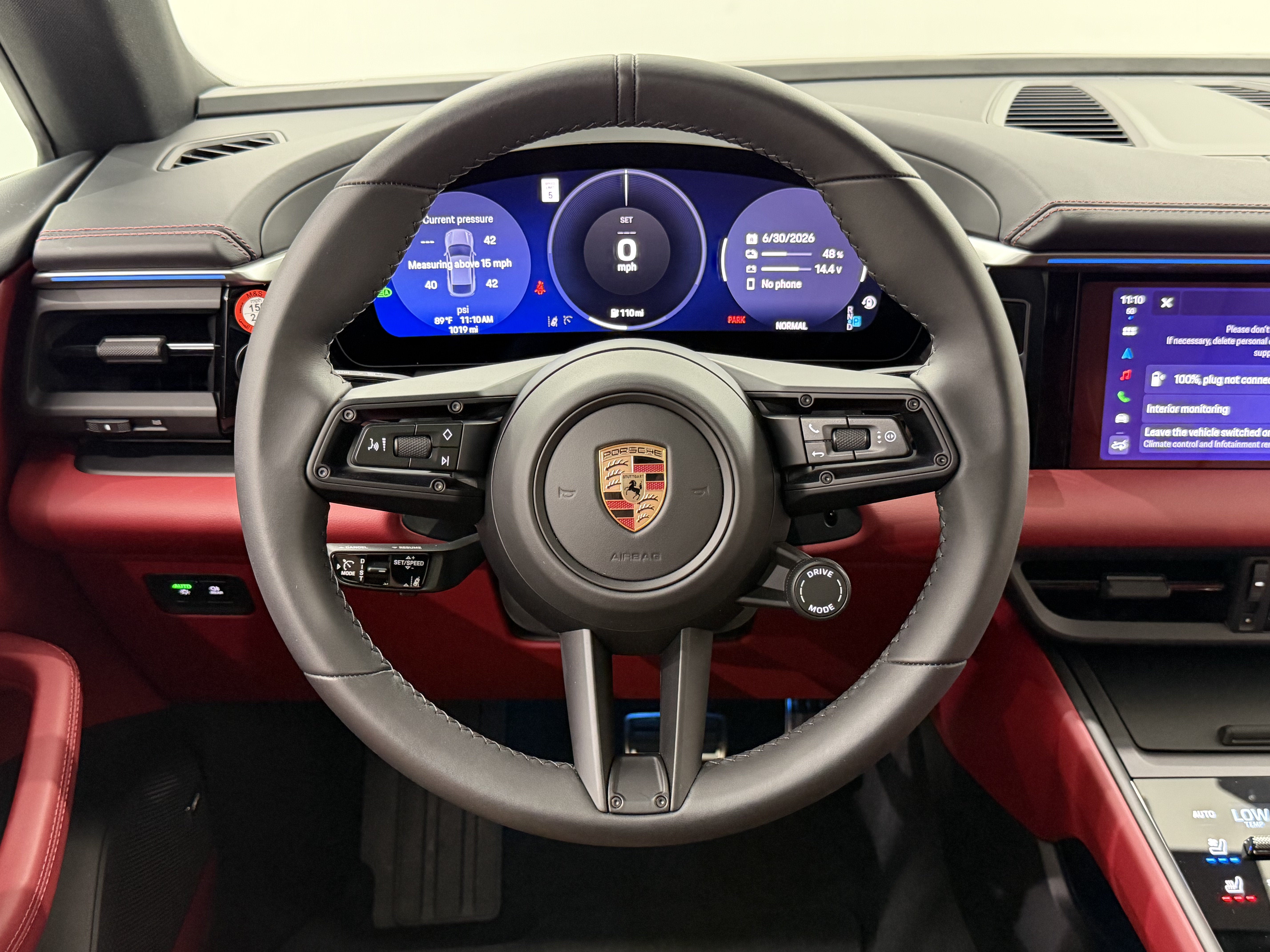 2025 Porsche Macan Electric 4S