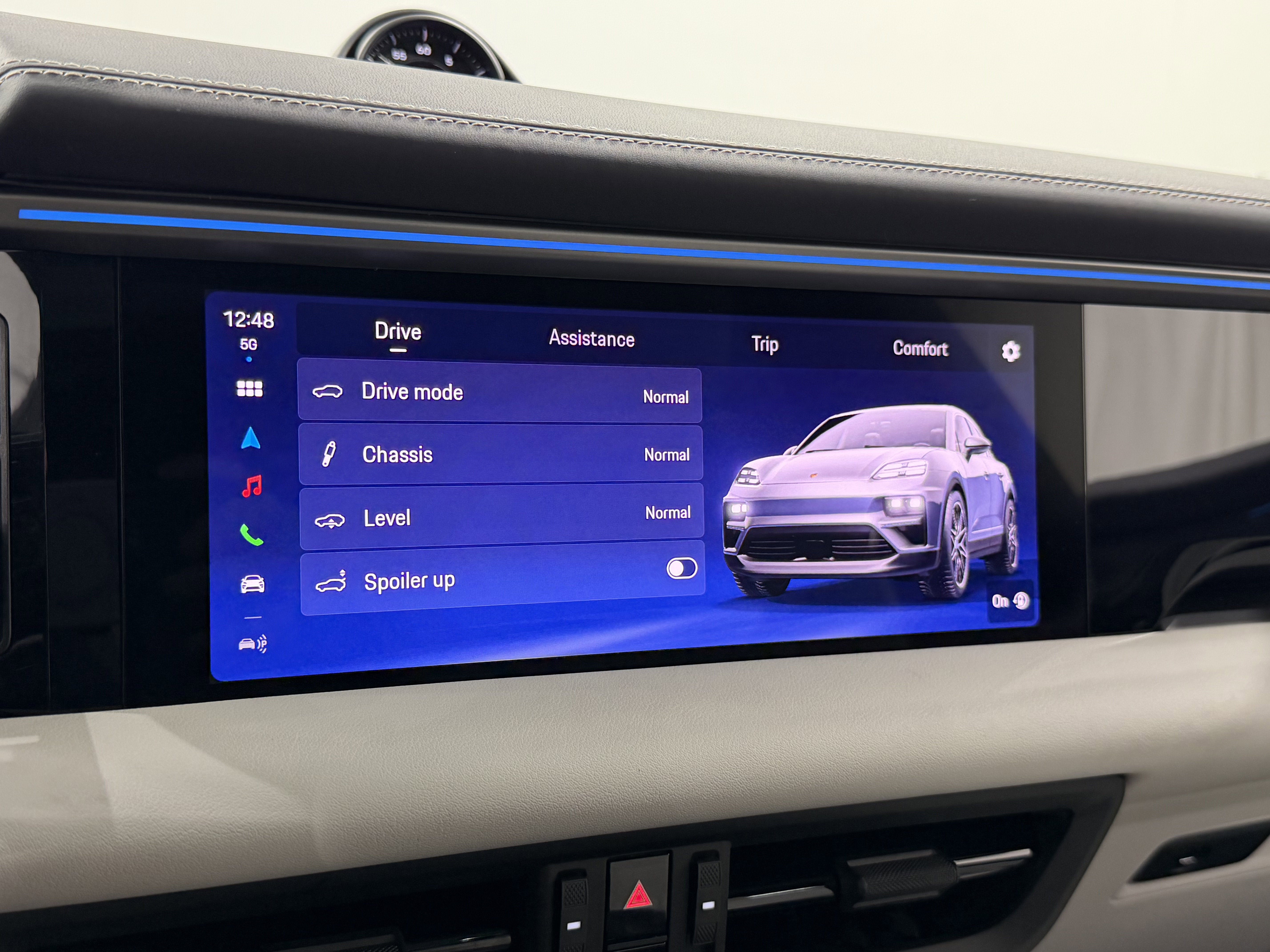 2025 Porsche Macan Electric 4S