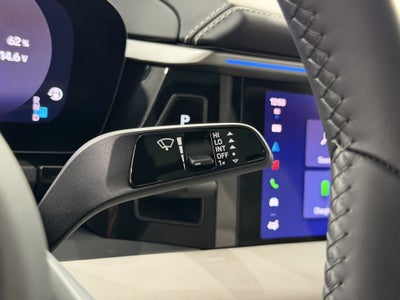 2025 Porsche Macan Electric 4S