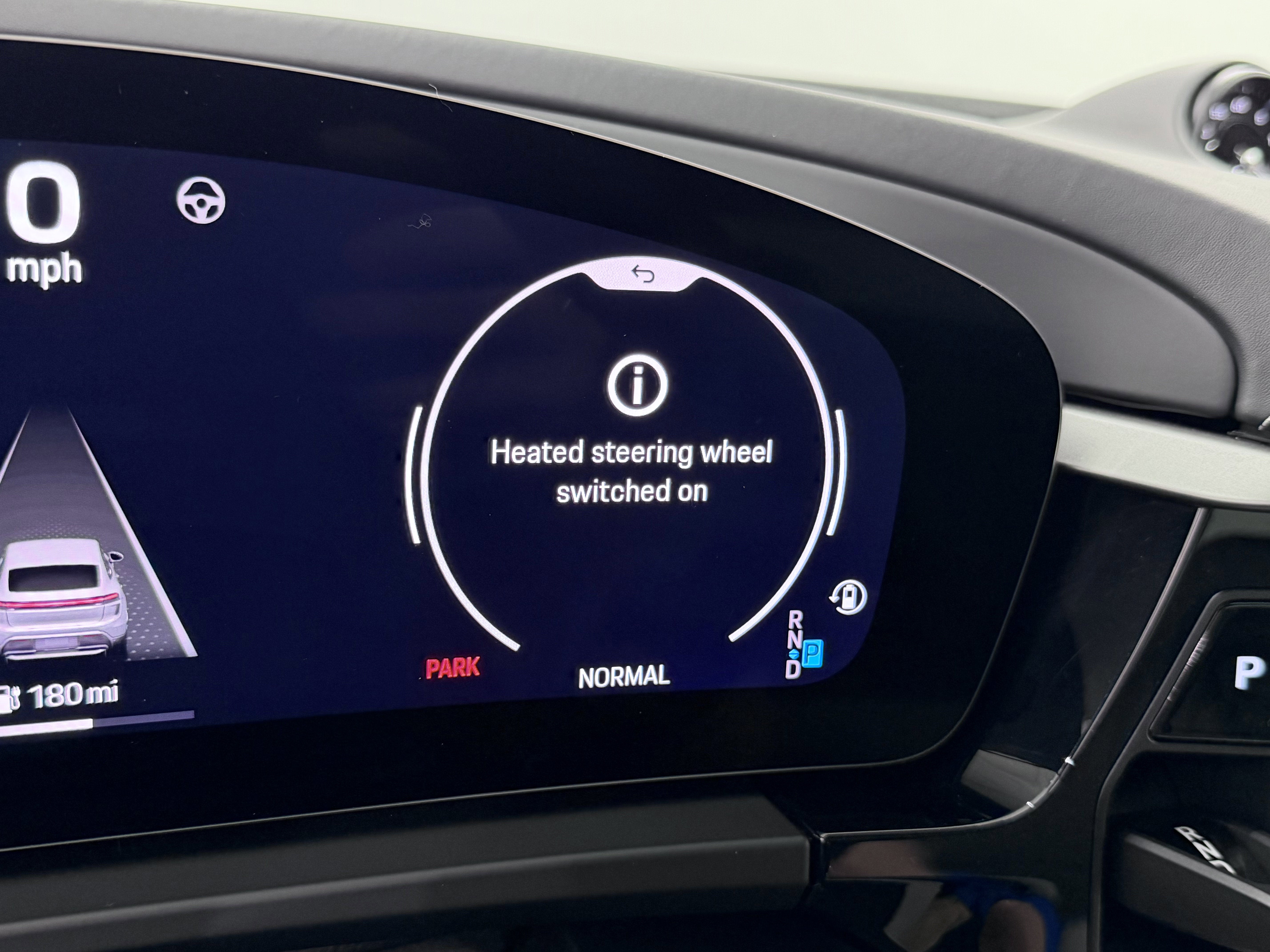 2025 Porsche Macan Electric 4S