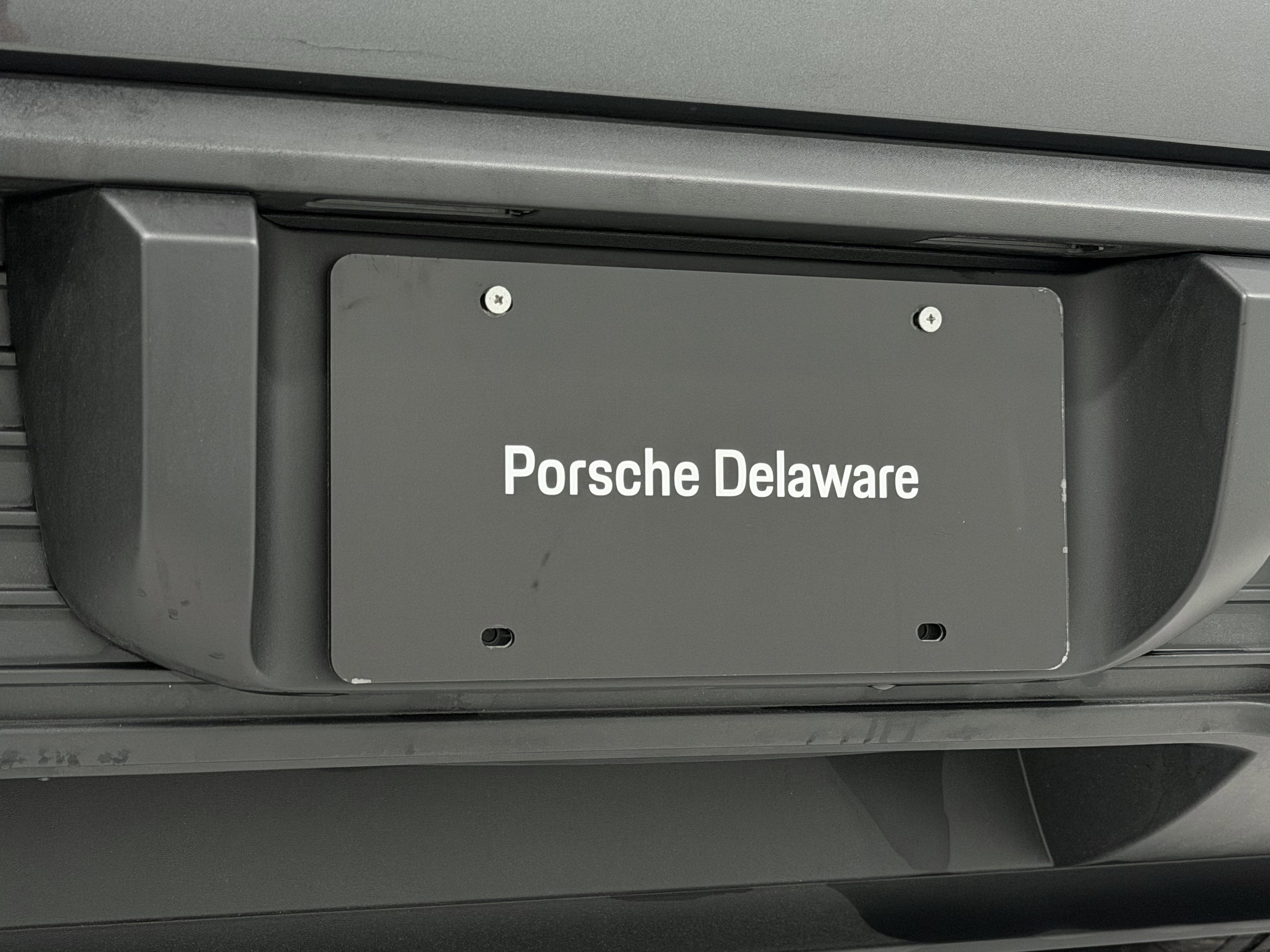 2025 Porsche Macan Electric 4S