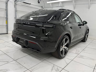 2025 Porsche Macan Electric 4S