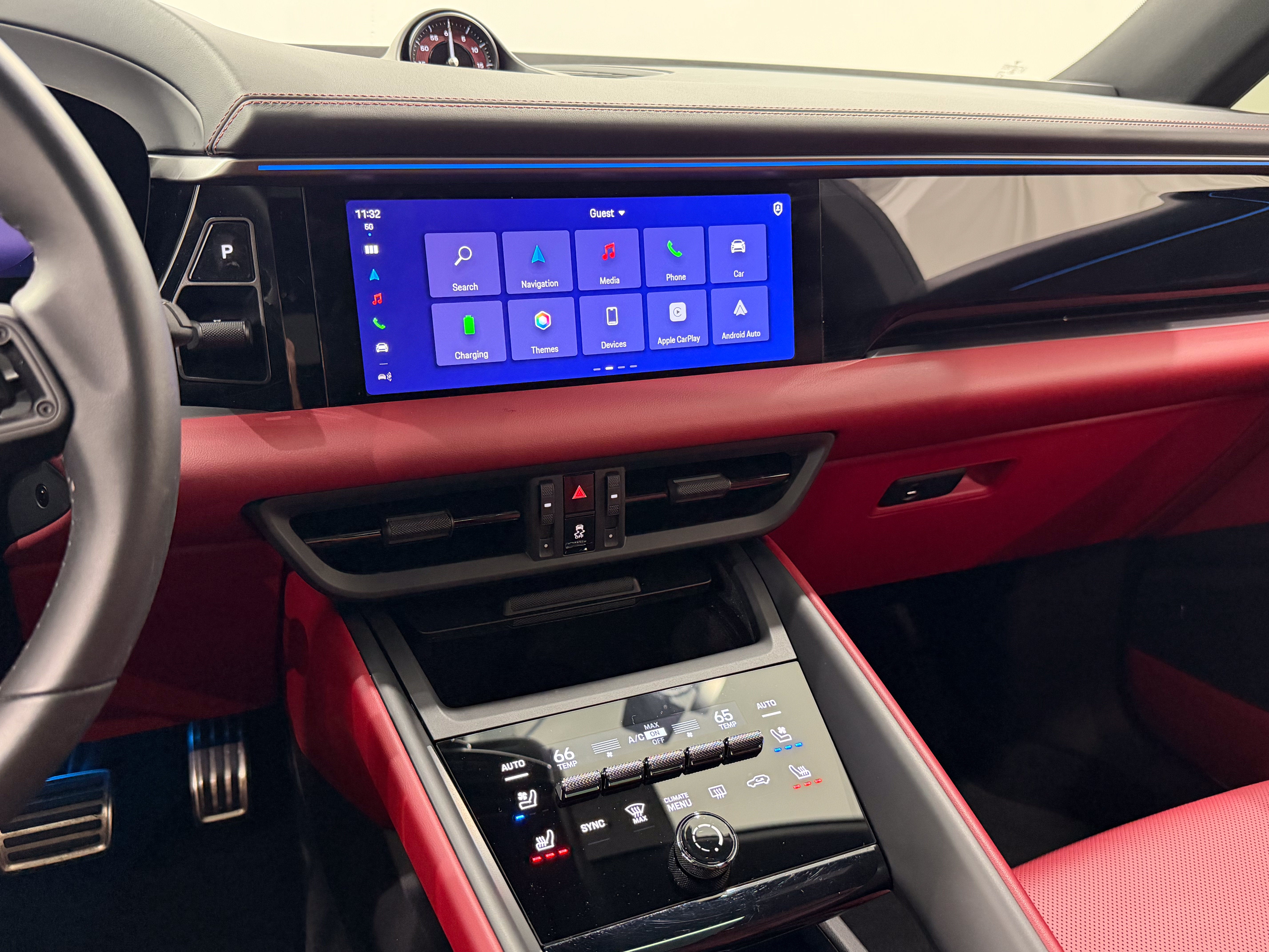 2025 Porsche Macan Electric 4S