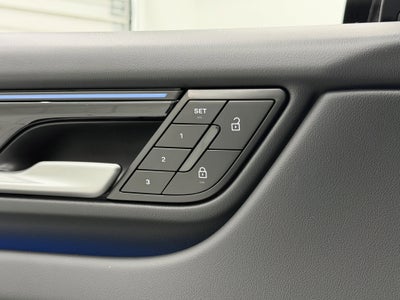 2025 Porsche Macan Electric