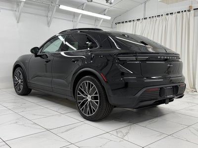 2025 Porsche Macan Electric