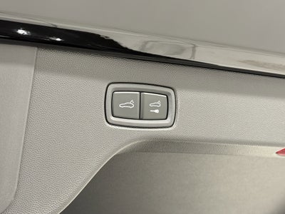 2025 Porsche Macan Electric