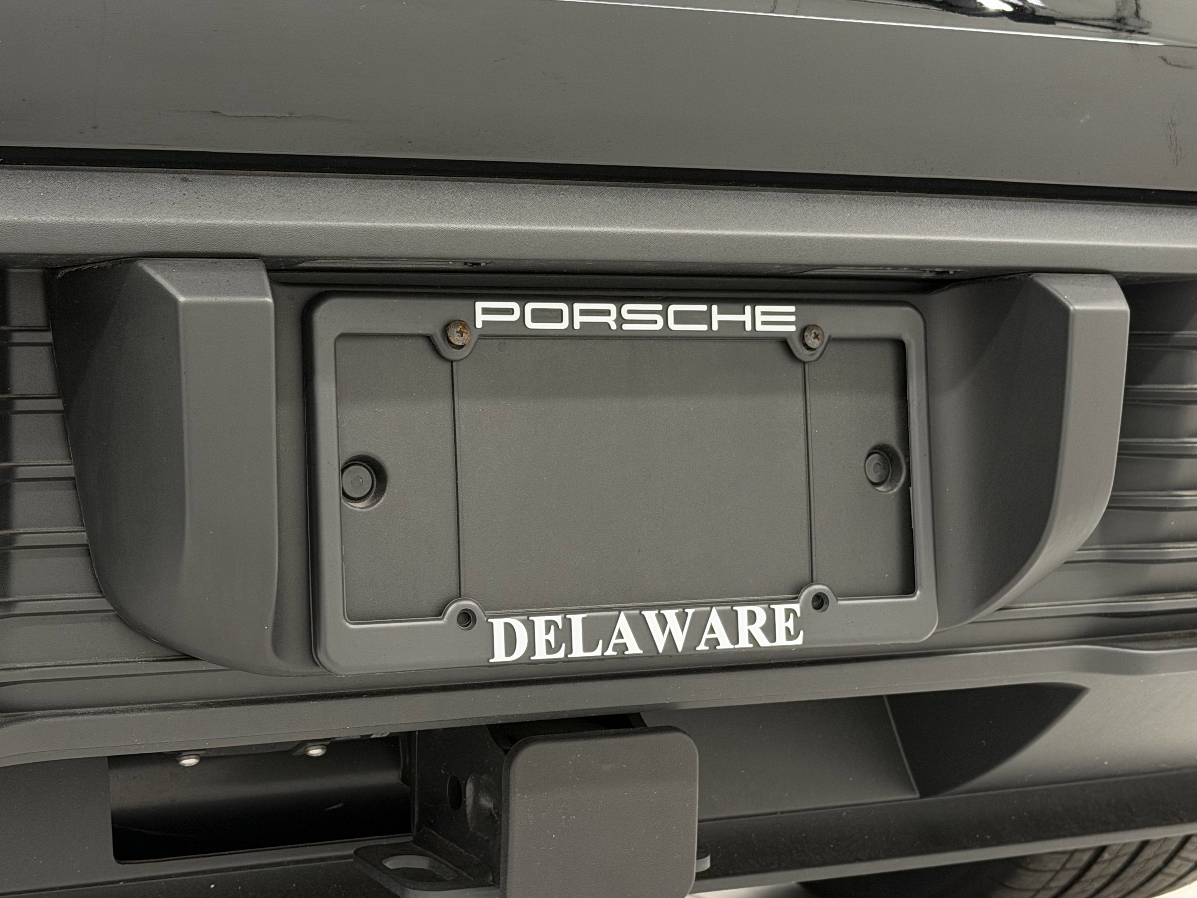 2025 Porsche Macan Electric