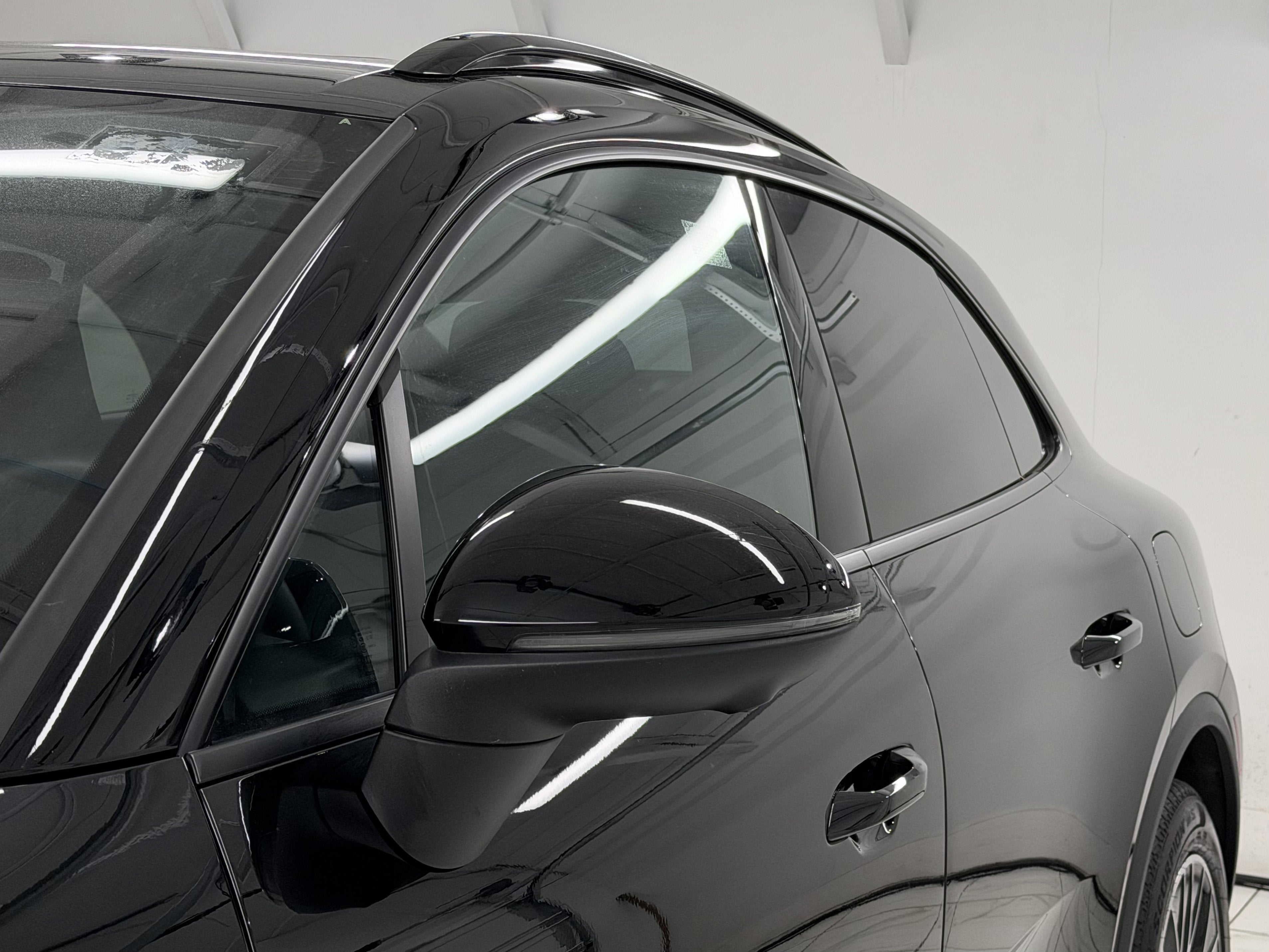 2025 Porsche Macan Electric