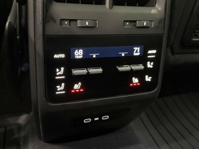 2025 Porsche Macan Electric