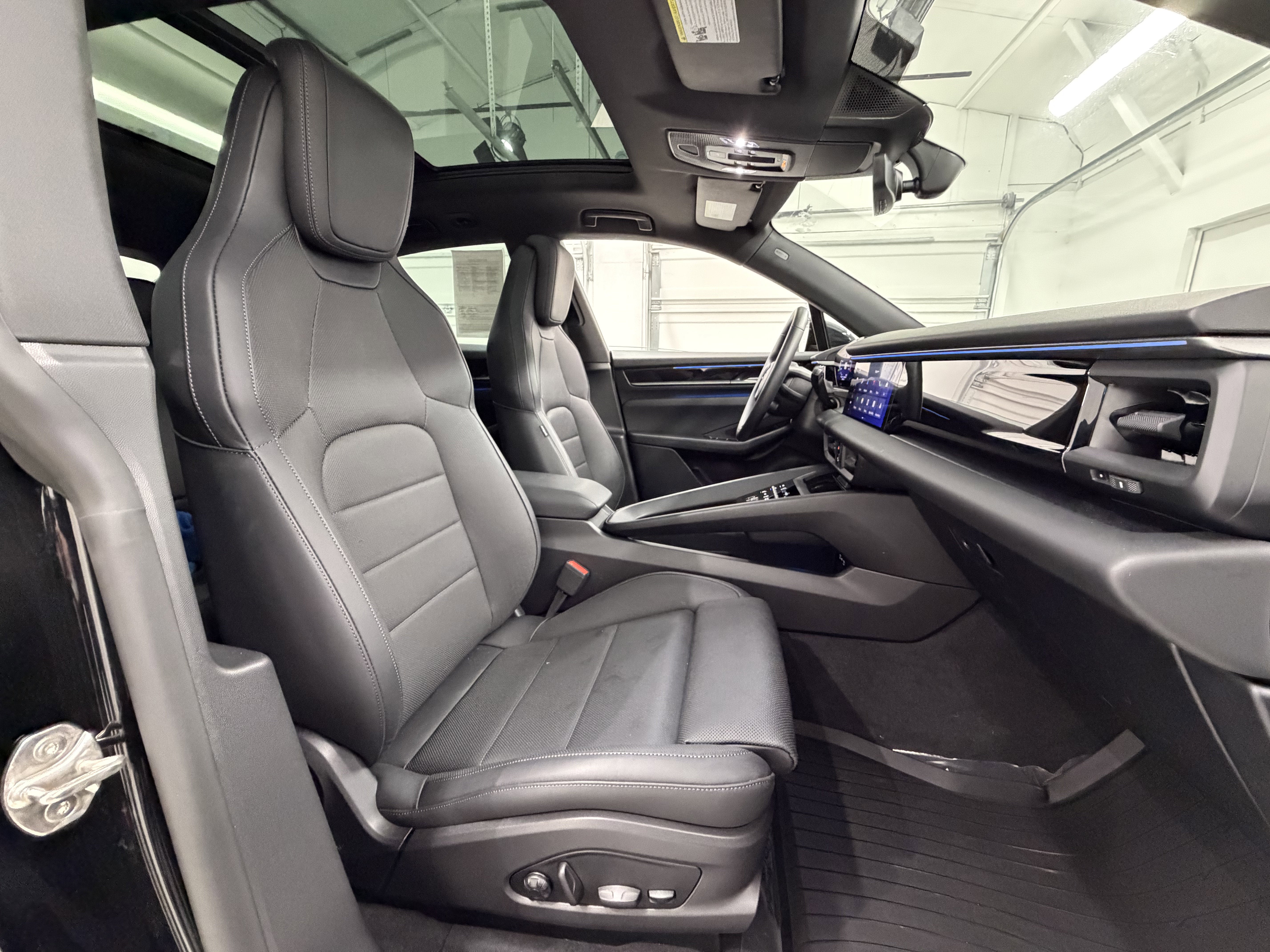 2025 Porsche Macan Electric