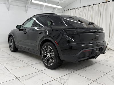2025 Porsche Macan Electric