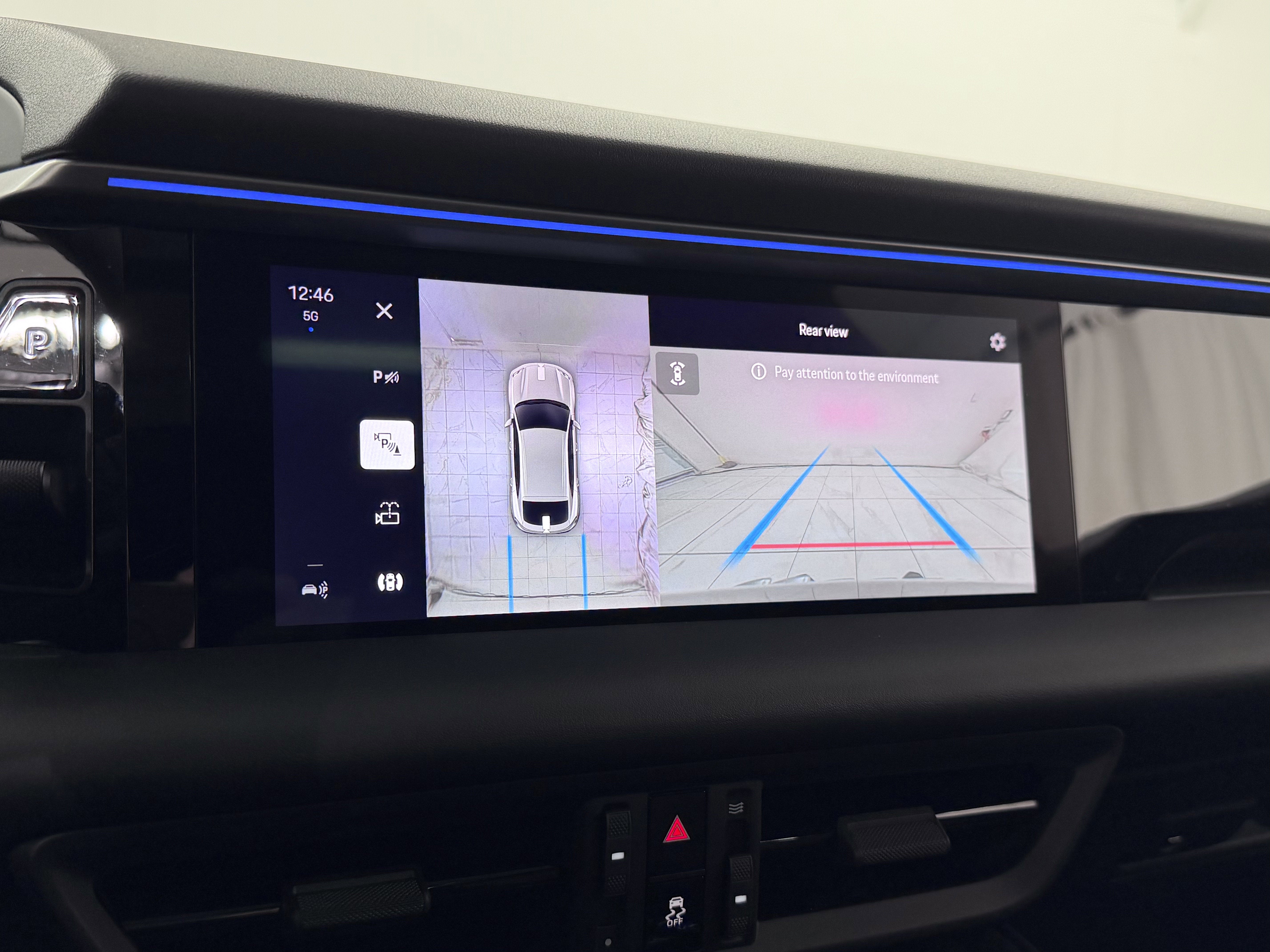2025 Porsche Macan Electric