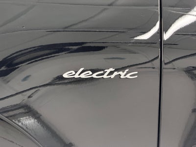 2025 Porsche Macan Electric