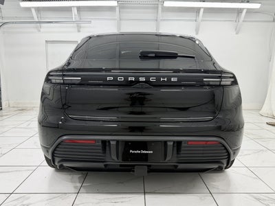 2025 Porsche Macan Electric
