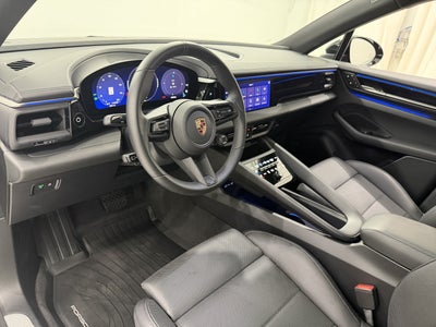 2025 Porsche Macan Electric