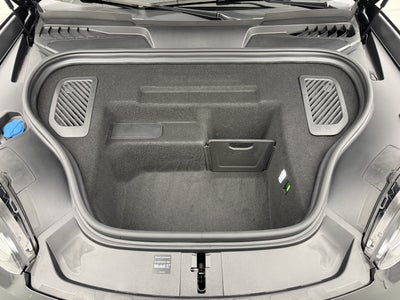 2025 Porsche Macan Electric
