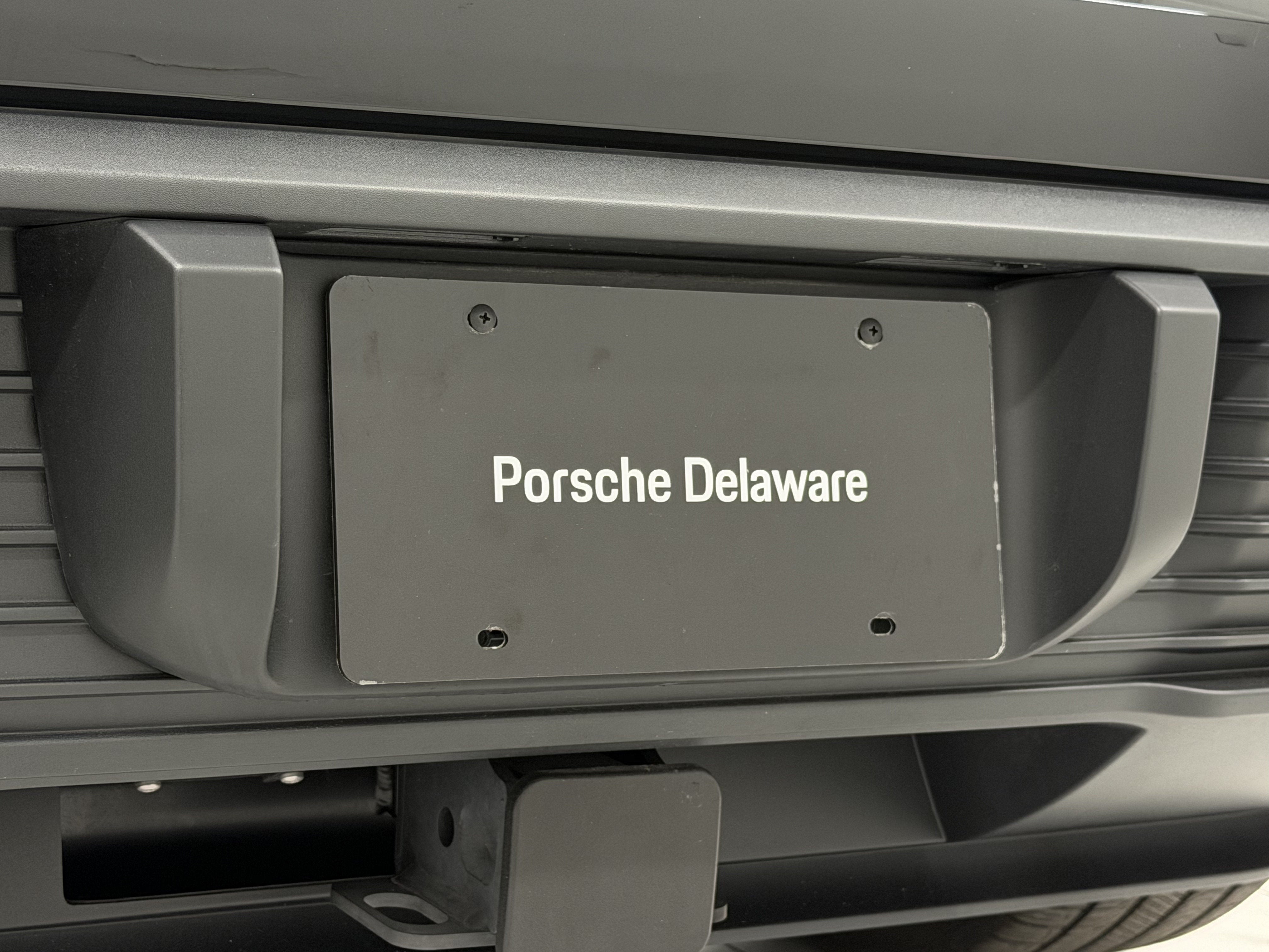 2025 Porsche Macan Electric