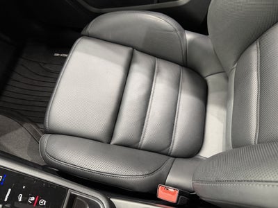2026 Porsche Macan Gts