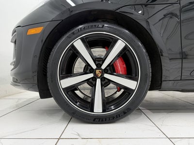 2024 Porsche Macan GTS