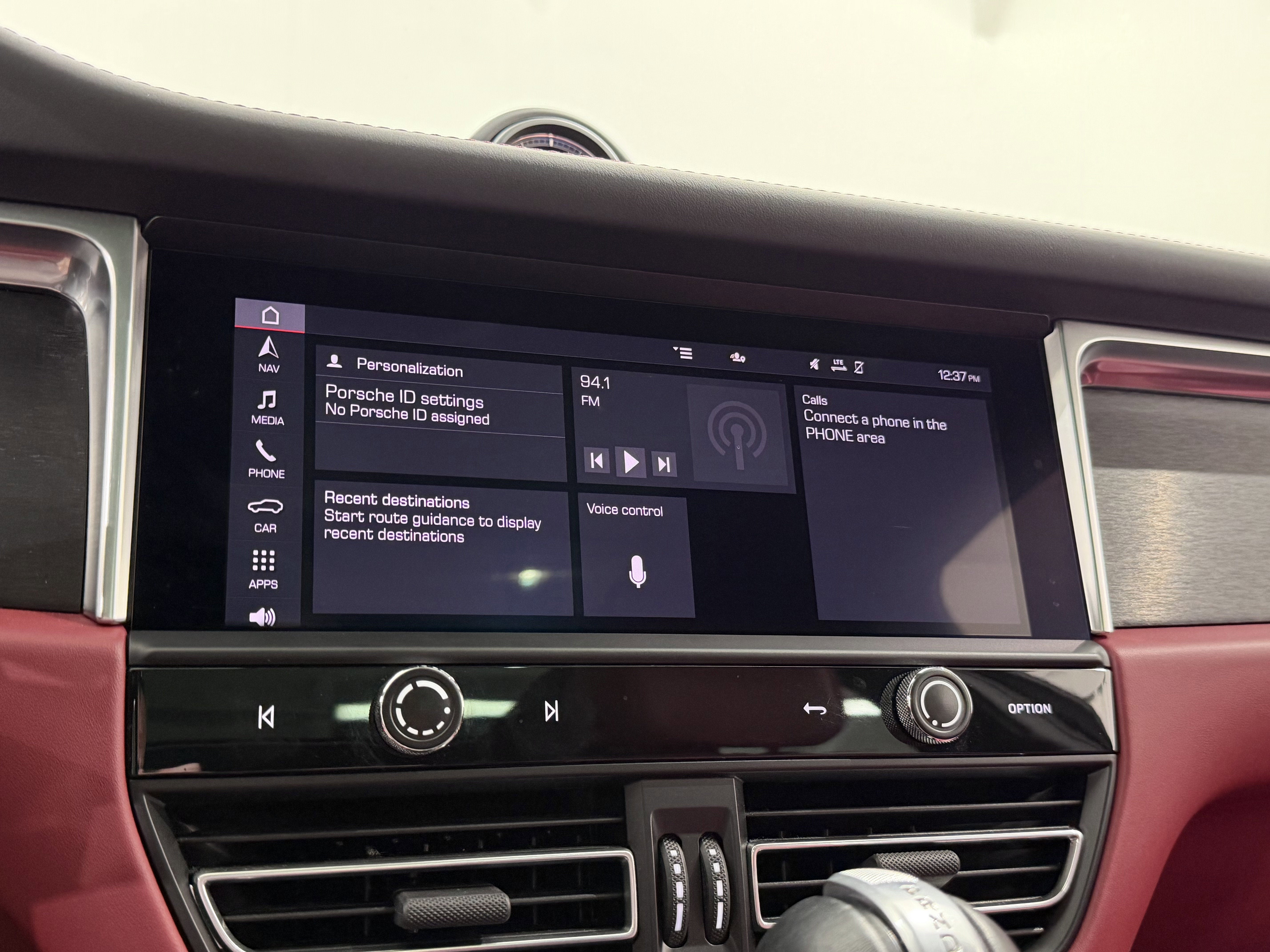 2024 Porsche Macan GTS