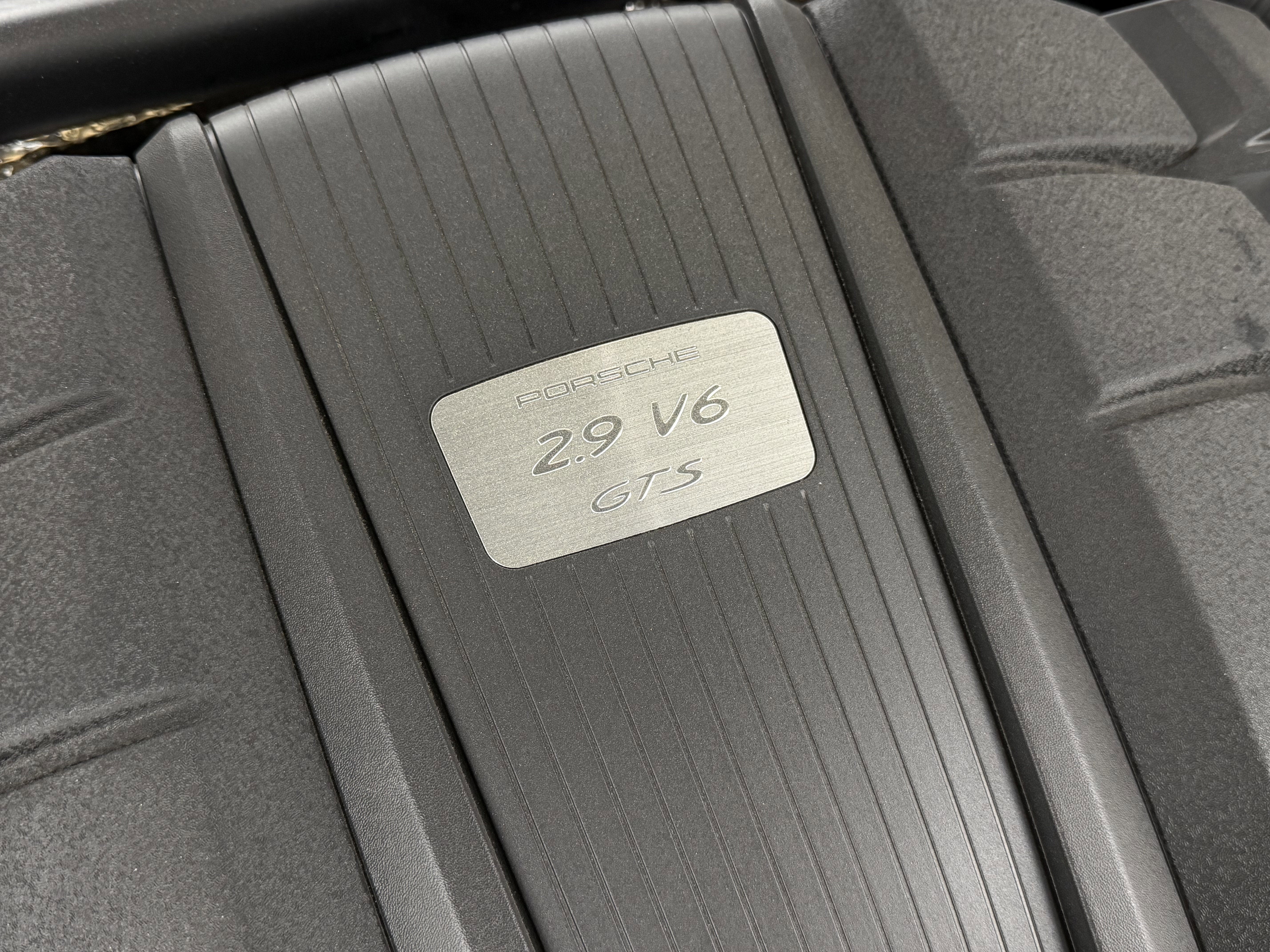 2024 Porsche Macan GTS