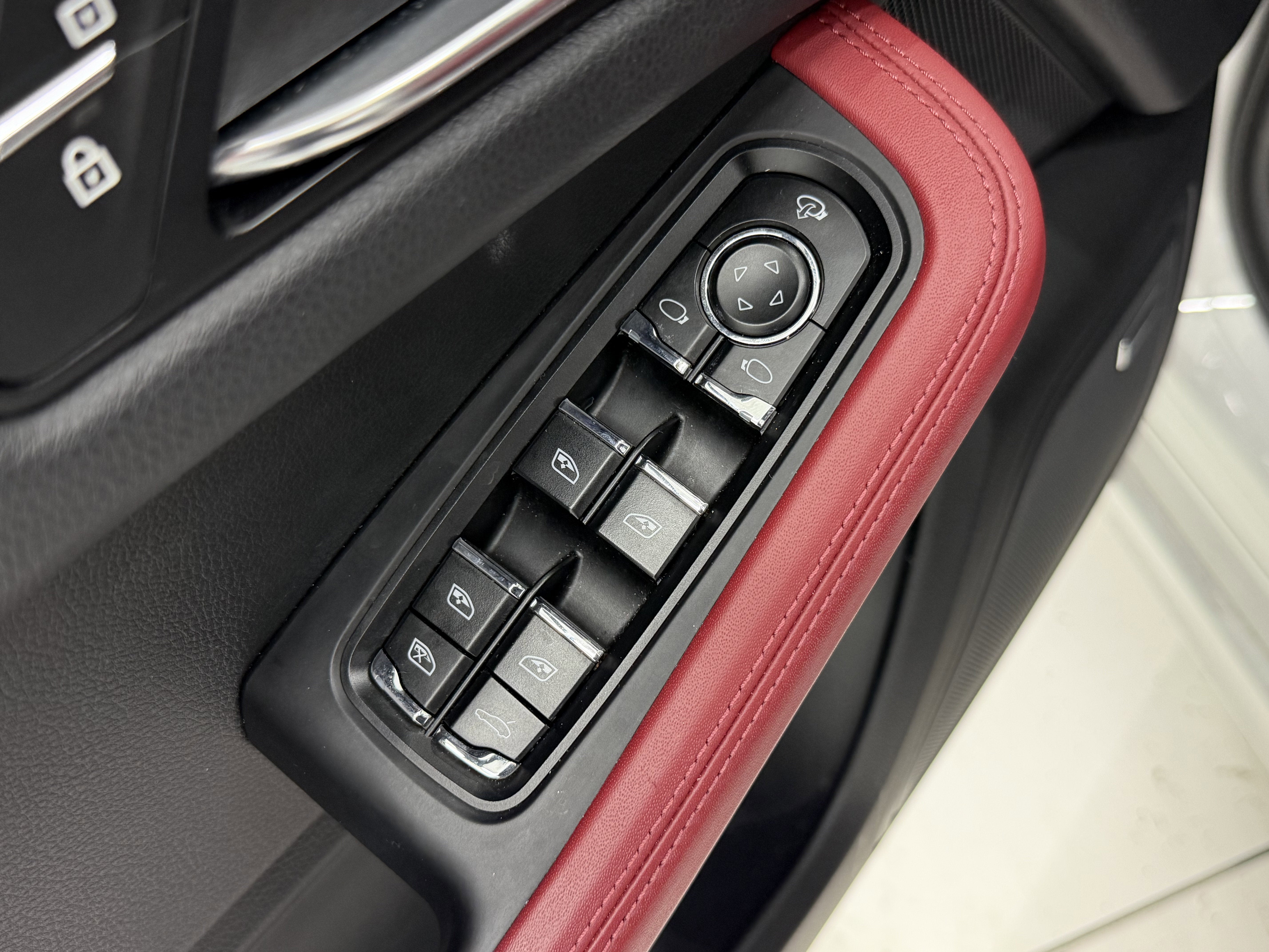 2023 Porsche Macan GTS