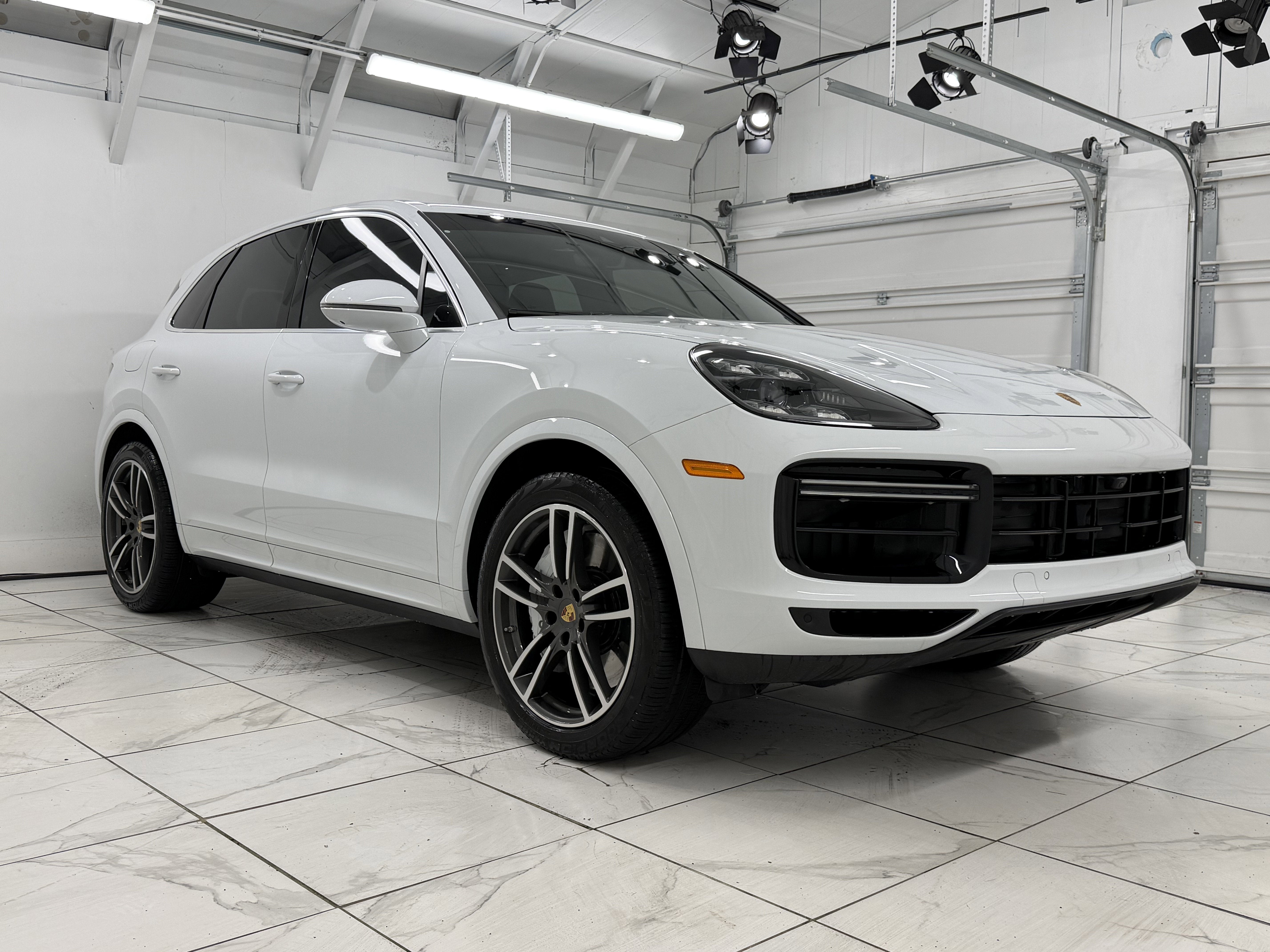 2023 Porsche Cayenne Turbo