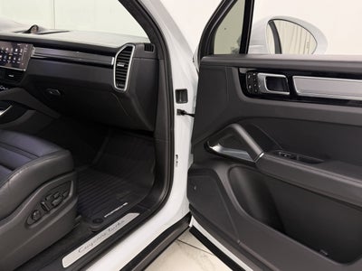 2023 Porsche Cayenne Turbo