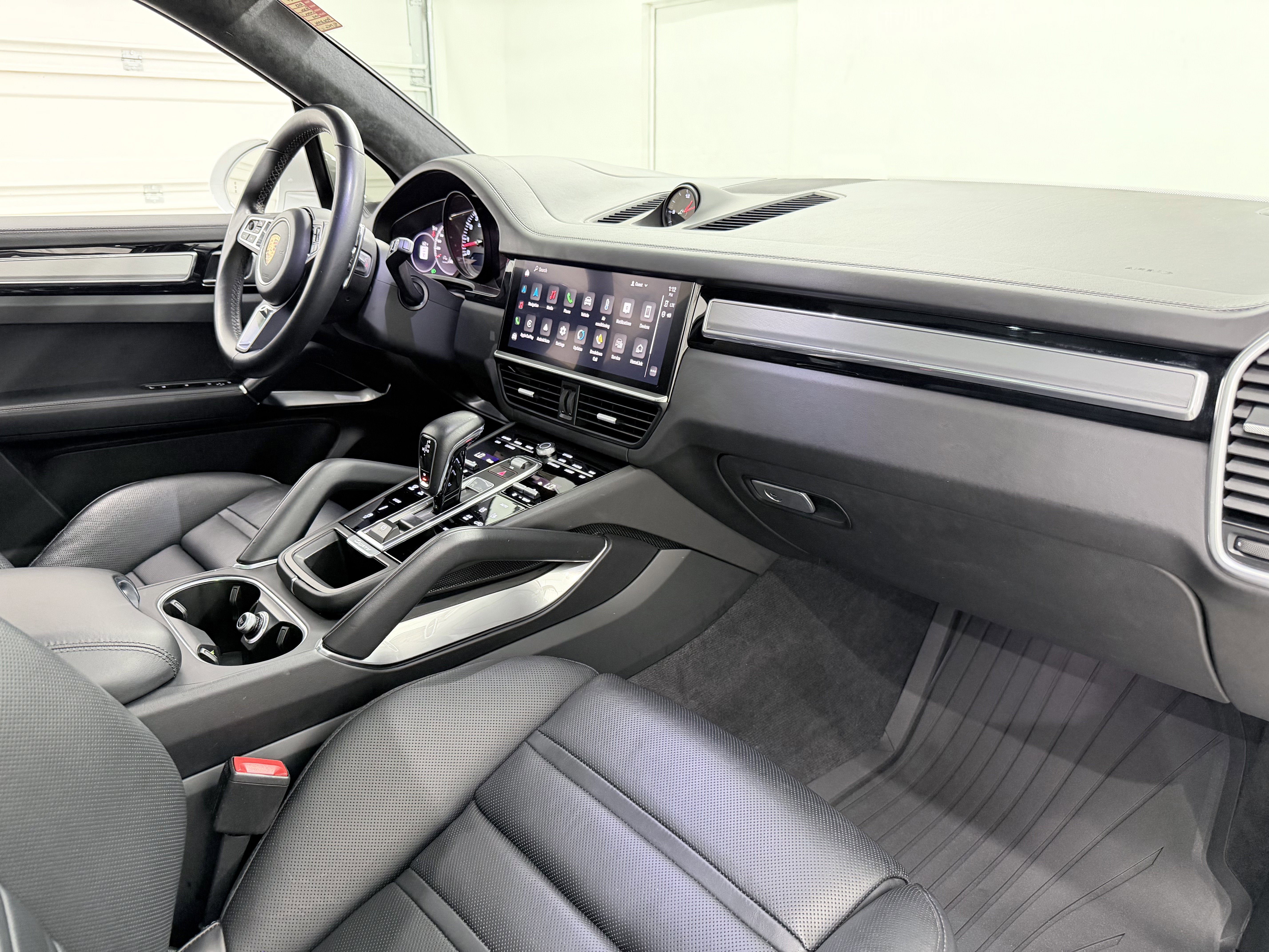 2023 Porsche Cayenne Turbo