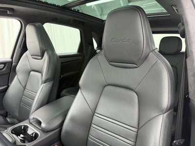 2023 Porsche Cayenne Turbo