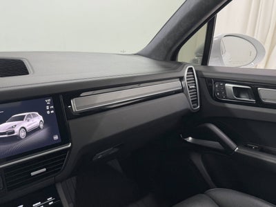 2023 Porsche Cayenne Turbo